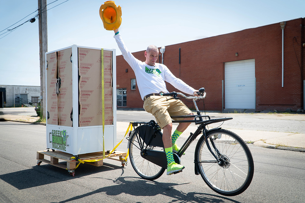 Stephen Ritz Partners With Babylon Micro-Farms to Accelerate Vertical Farming in Classrooms Across America